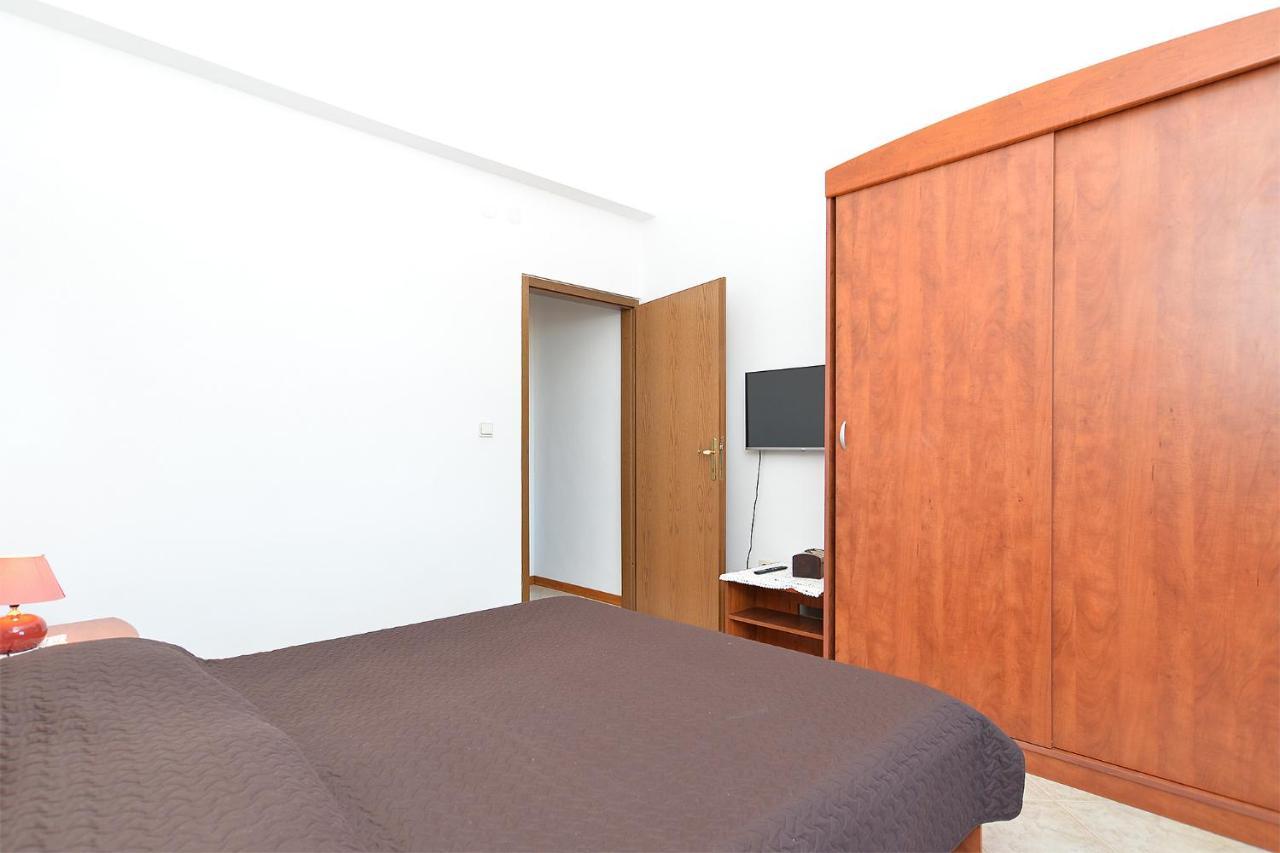 Apartment Milan 1174 Pula Exterior foto
